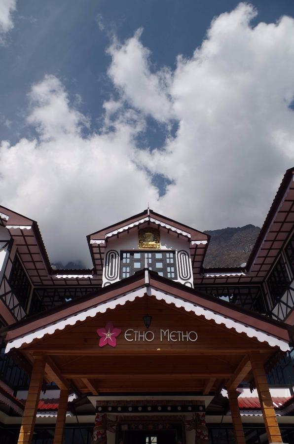 Etho Metho Hotel By Rightclique Lachung Bagian luar foto