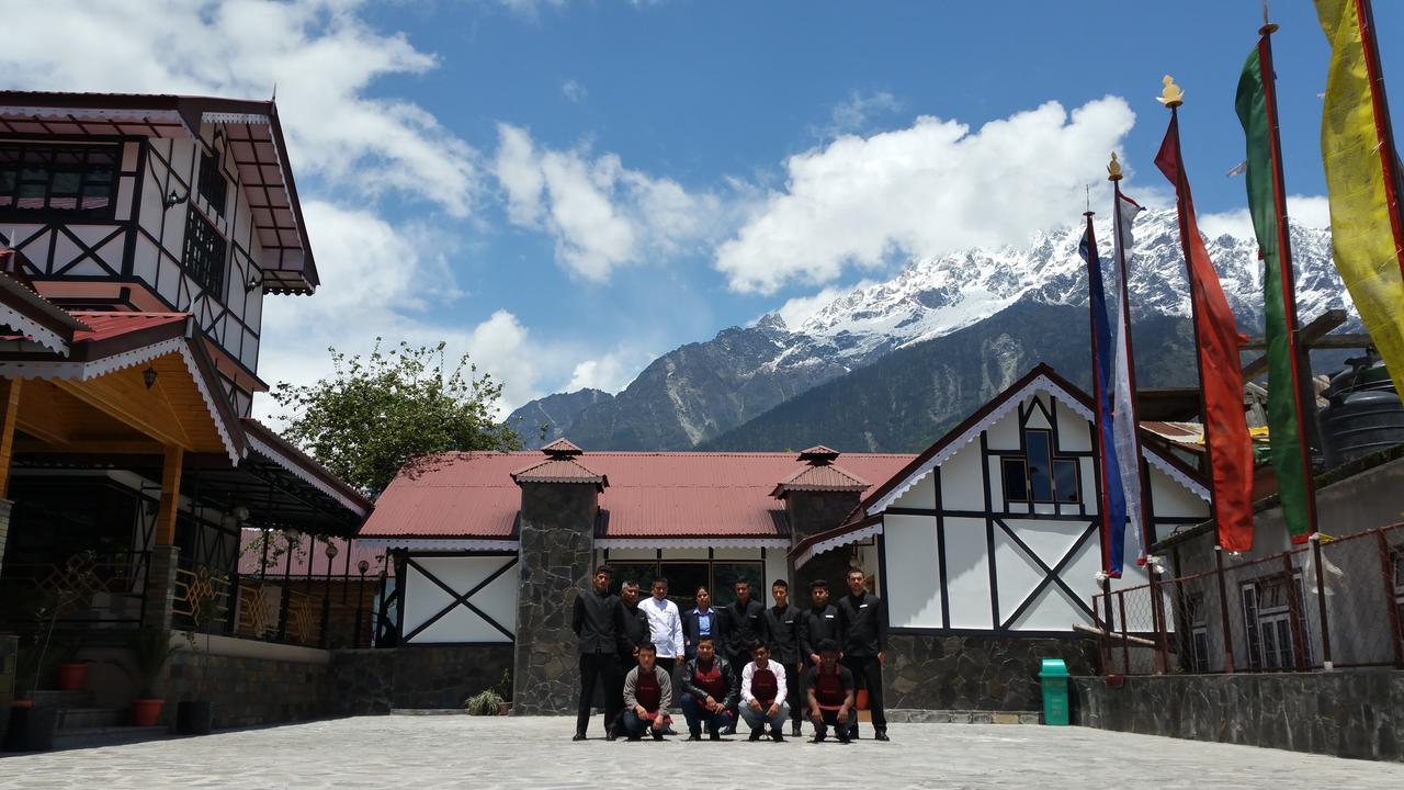 Etho Metho Hotel By Rightclique Lachung Bagian luar foto