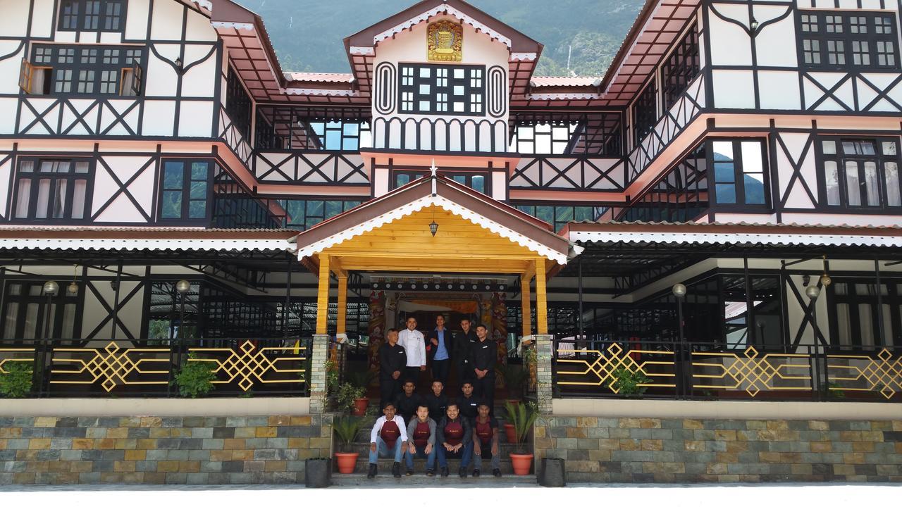 Etho Metho Hotel By Rightclique Lachung Bagian luar foto